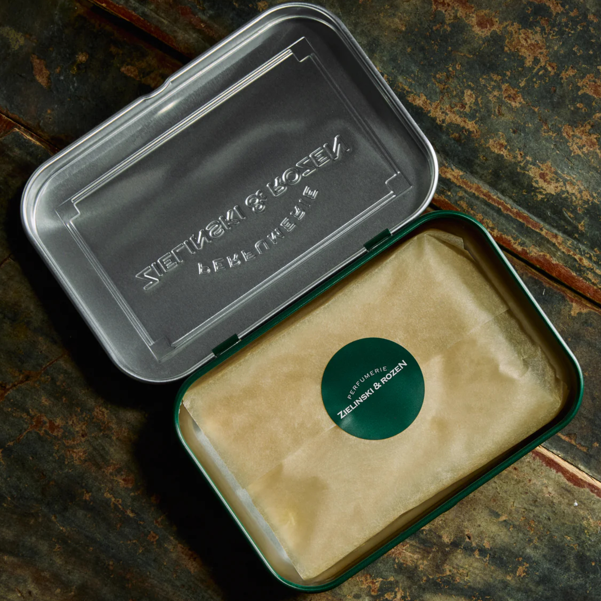 Твердое мыло в алюмінієвій мильниці Black Pepper, Vetiver, Neroli, Amber (ex. Black Pepper & Amber, Neroli) (100гр)