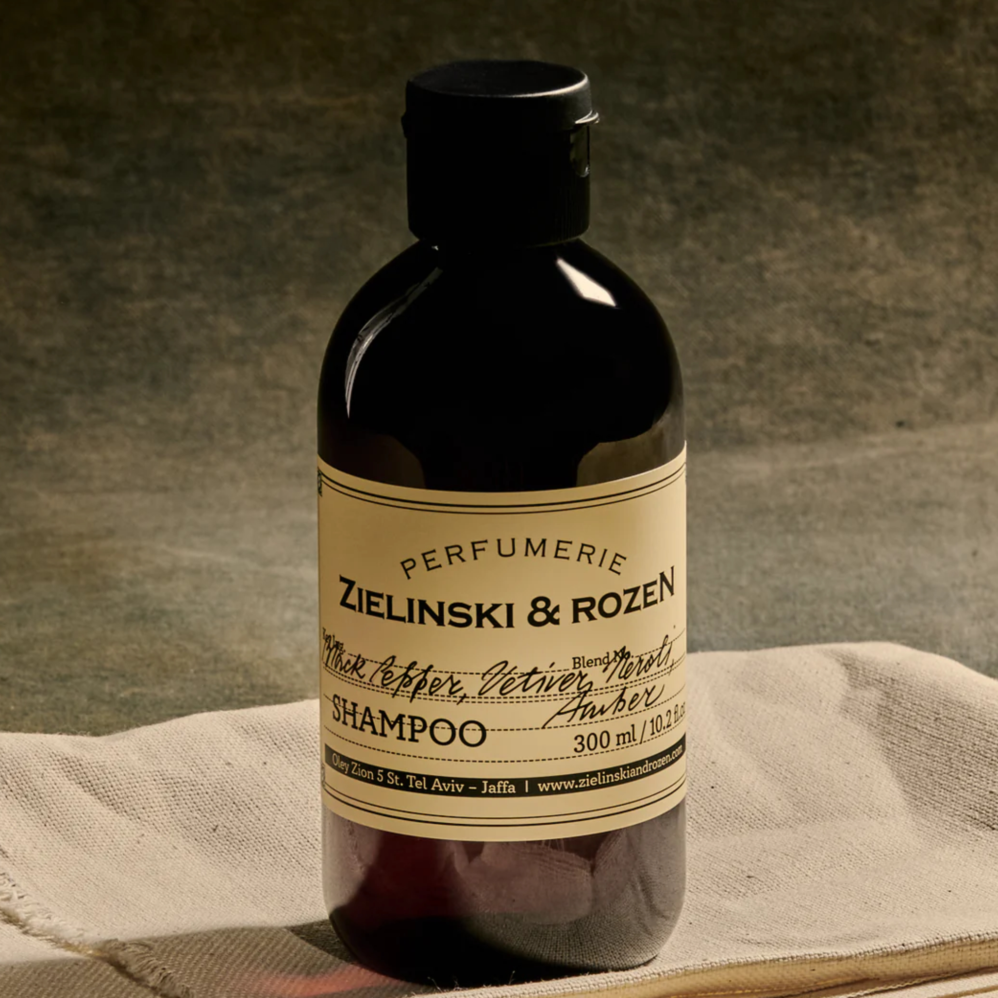 Шампунь Black Pepper, Vetiver, Neroli, Amber (ex. Black Pepper & Amber, Neroli) (300мл)